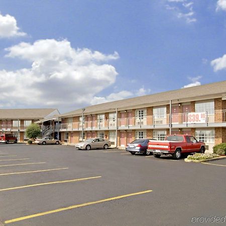 Americas Best Value Inn Jonesboro Exterior foto