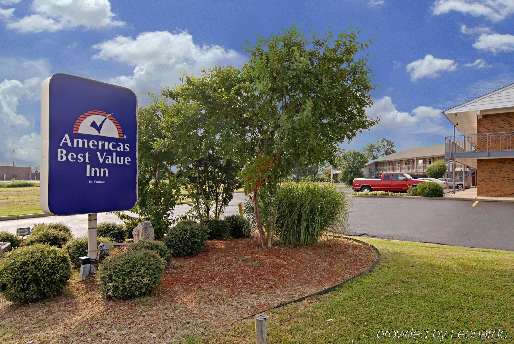 Americas Best Value Inn Jonesboro Exterior foto