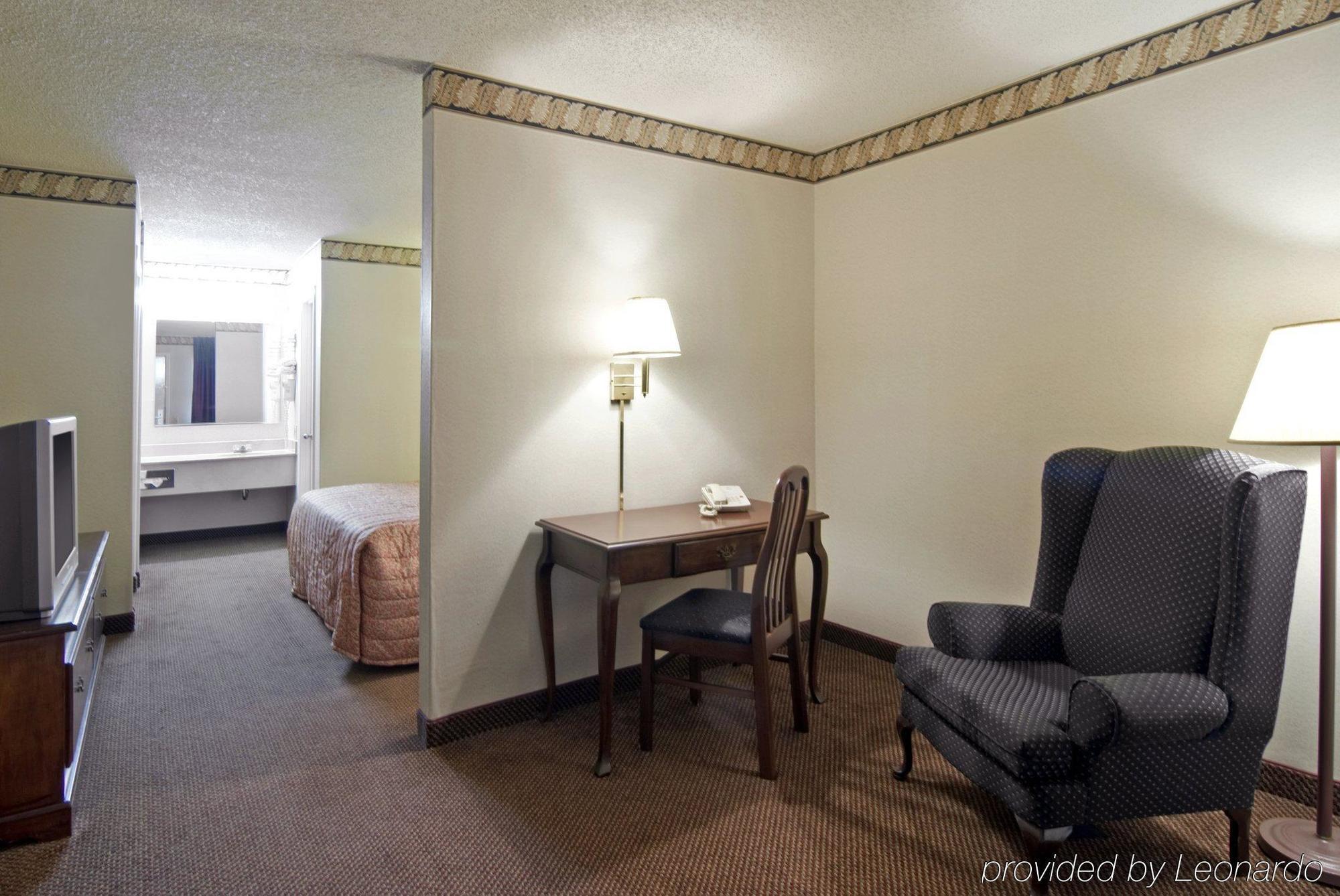 Americas Best Value Inn Jonesboro Zimmer foto